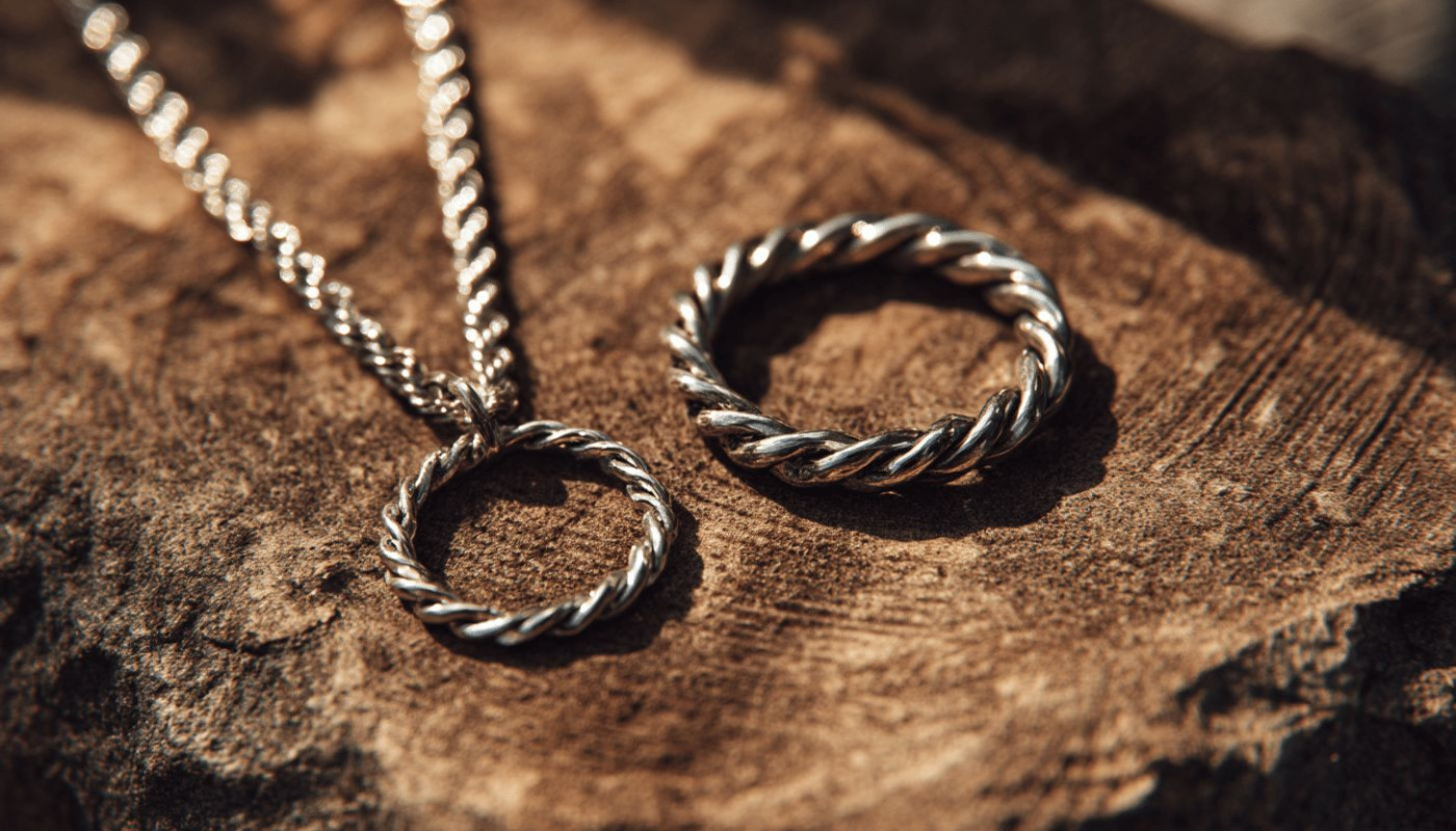 Accessoire - Bijoux en argent vs bijoux en or blanc comment faire son choix